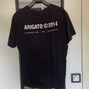 Säljer min Arigato t-shirt för att jag inte använder den längre. Den är så gott som ny. Skick 8/10. Tar även emot byten.