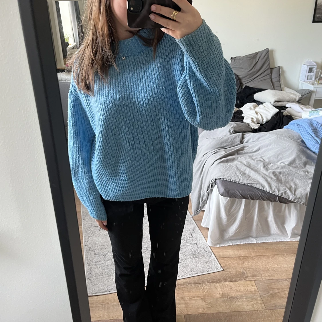 Blå stickad tröja - 90