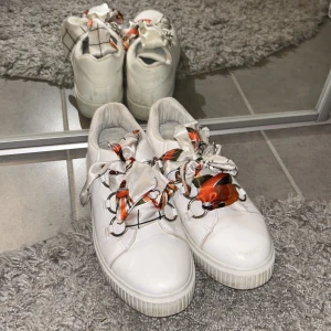 TNG sneakers  - Fina sneakers från TNG, köpta i Spanien 🥰