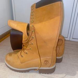 Timberland i fint skick storlek 36