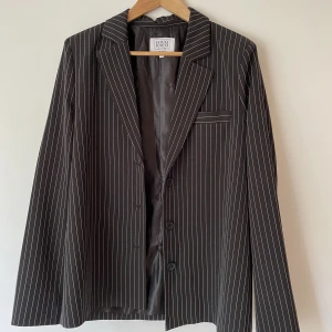 Kavaj NAKD - Kavaj från NAKD, som ny! 