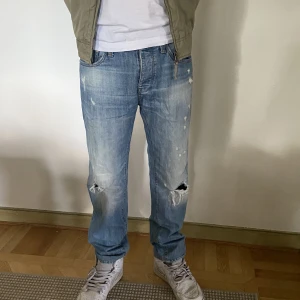 Ljusblå Mavi jeans  - Ljusblå Mavi jeans med coola detaljer på😎