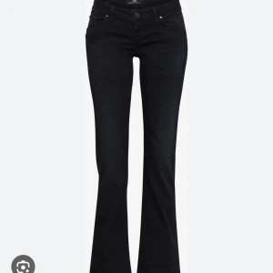 LTB valerie jeans - Säljer dessa Jensen knappt använda i storlek 27/34! Frakt tillkommer 