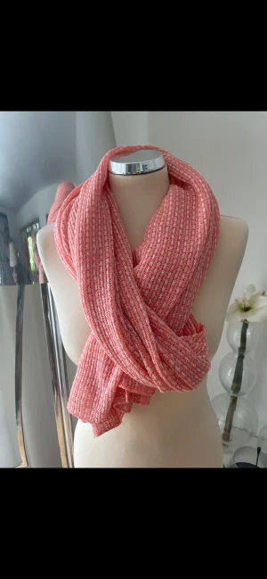 Sjal halsduk ny  - Med prislappen kvar  