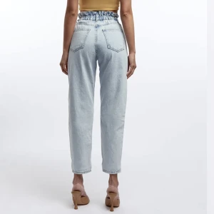 Jeans - Blå, aldrig använda, passar även xxs 