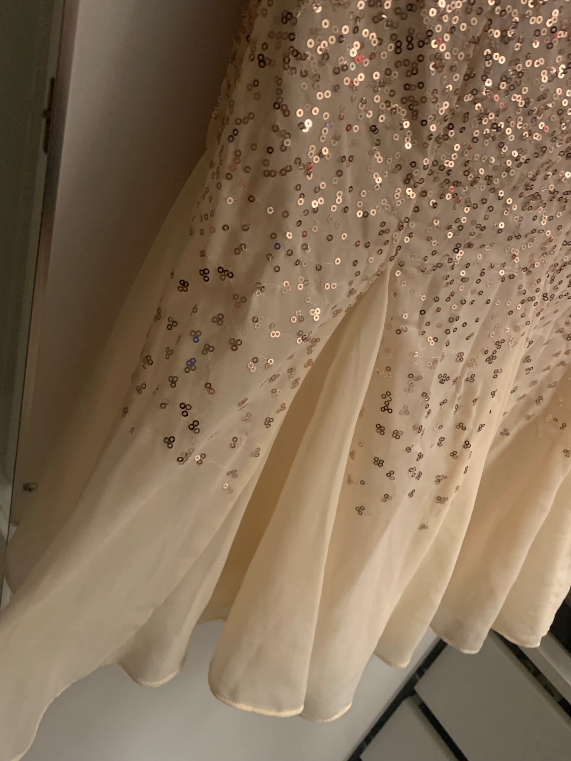 Roseguld festklänning stl S - 90