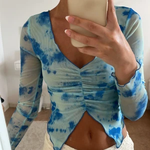 Top ifrån ginatricot - Storlek S 