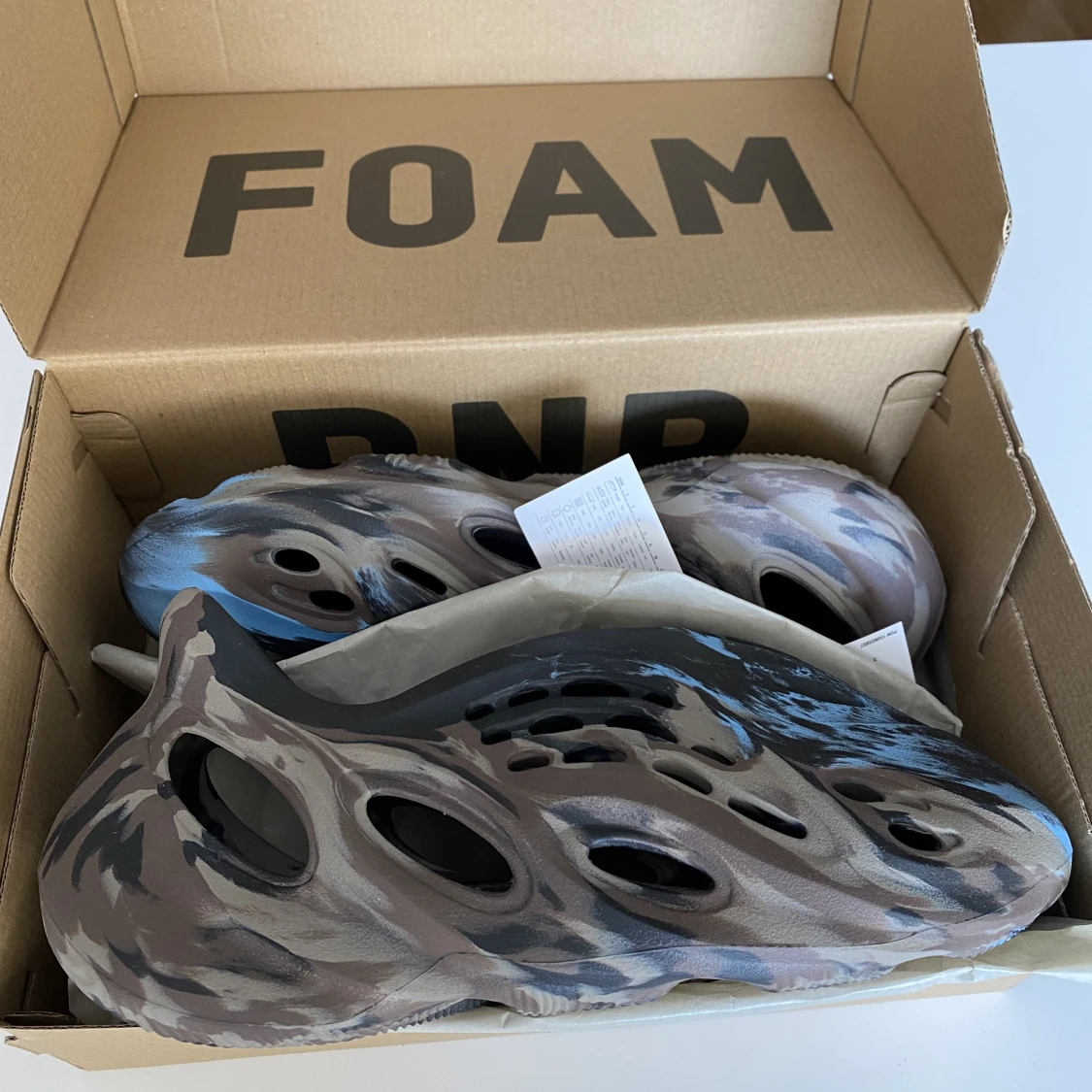 Yeezy Foam Runner Mx Cinder