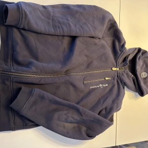 Sail racing hoodie - Fräsh hoodie. Inte använd sedan länge. Pris 400, storlek S