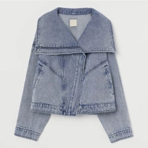 Jeansjacka hm - Jeansjacka från hm i stl S, 700+frakt, kolla gärna mina andra annonser också