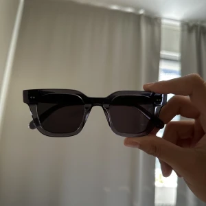 Chimi solglasögon  - Chimi solglasögon i modellen #04