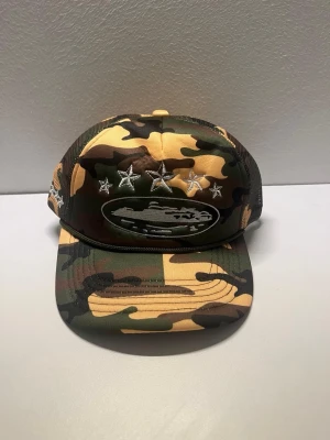 Camouflage färgad Corteiz keps - Finns i flera färger
