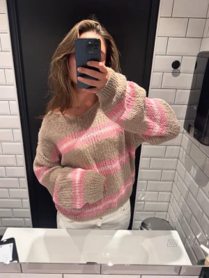 Tröja!  - Så snygg tröja som passar till allt🌸