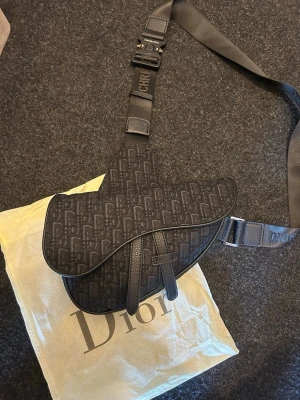 Saddle bag  - Helt ny väska. Skicka meddelande vid frågor. Kolla även in mina andra annonser.