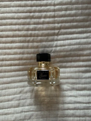 Gucci Flora Eau de Parfum - Nästan helt oanvänd Gucci parfym💕