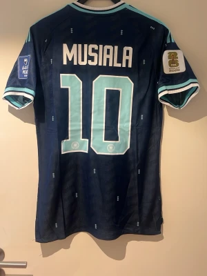 Tyskland Vm 2026 Musiala  - En Tyskland tröja Vm 2026 med Musiala i spelar version, storlek L helt ny