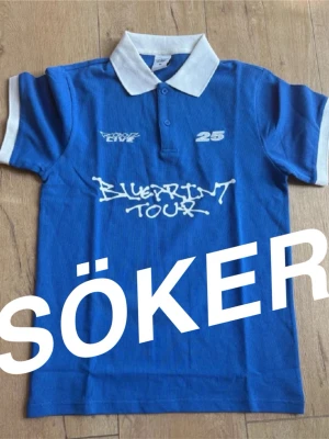 SÖKER Roc Boyz Blueprint tour pikétröja, storlek M eller S  - Storlek M eller S 
