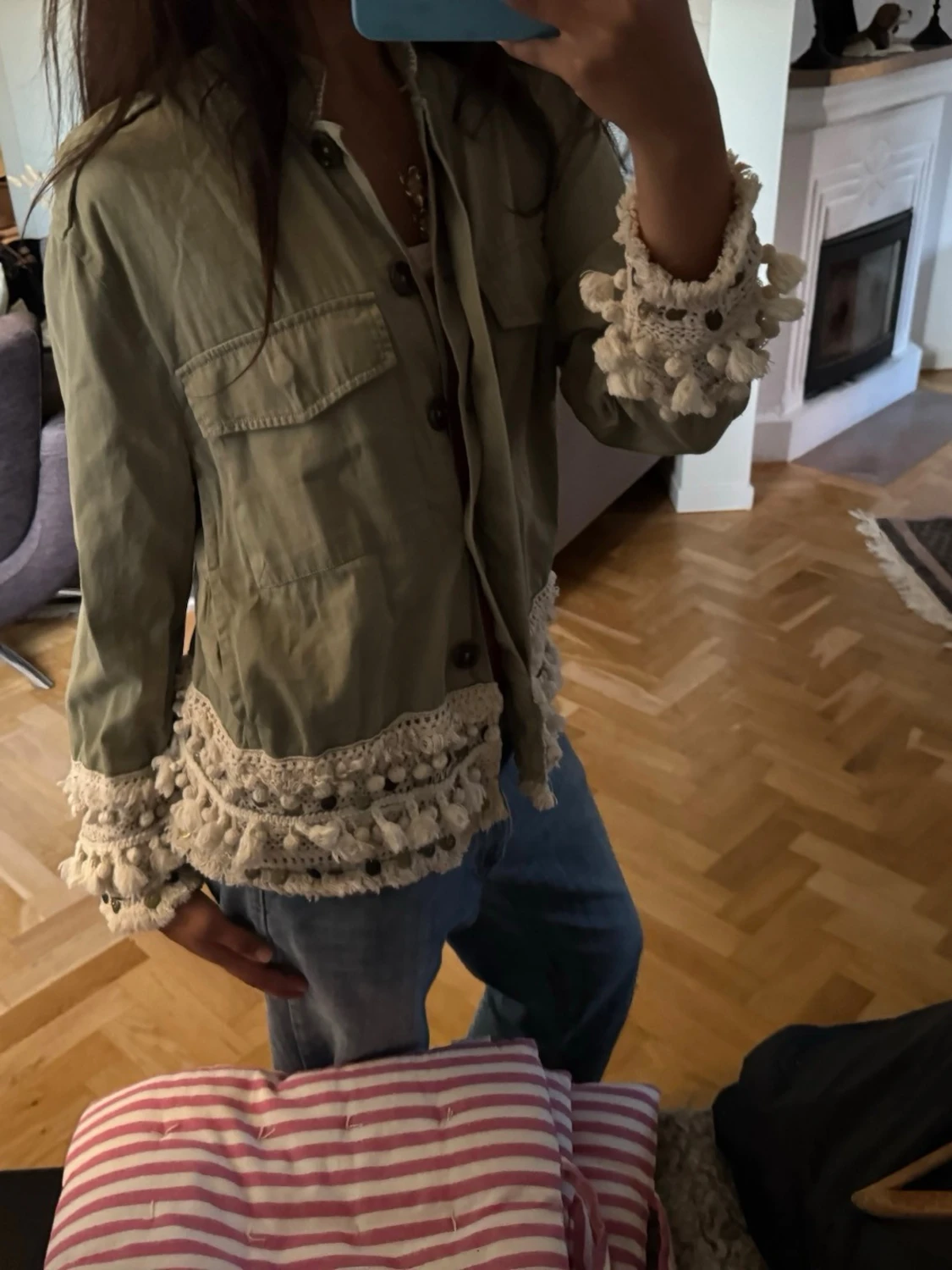 Grön jacka med virkade detaljer - 6