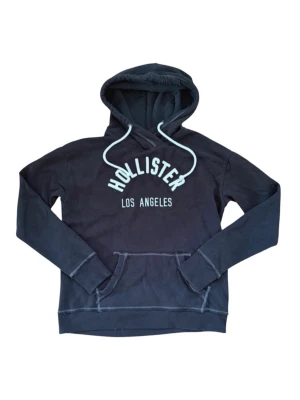 Hollister hoodie M - Jätte cool Hollister hoodie i storleken M!!  Helt perfekt skick och inga skador!  Nypris ca 800-900kr