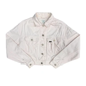 Lee Pink Cropped Jacket (W) - Rosa kort jacka från Lee i storlek Small.