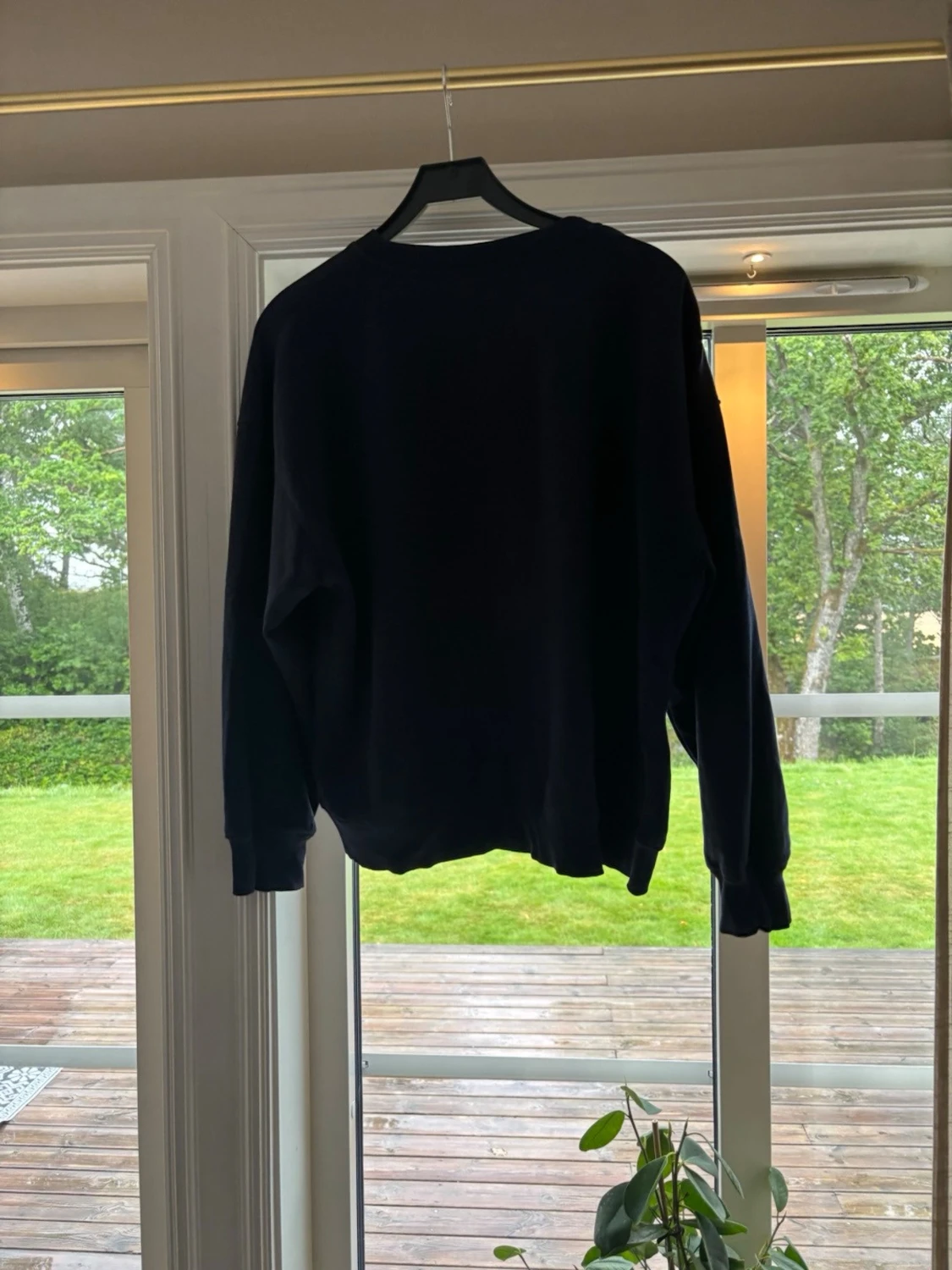 Mörkblå basic sweatshirt - 1