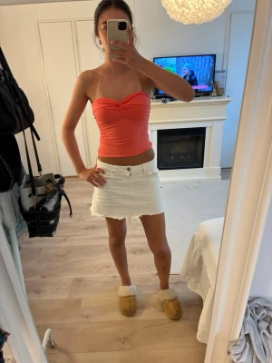 Corall topp - Aldrig använd. Kolla gärna mina andra annonser! 💌