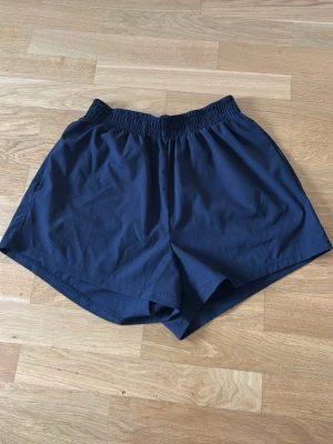 Tränings shorts  - Knappt använda 