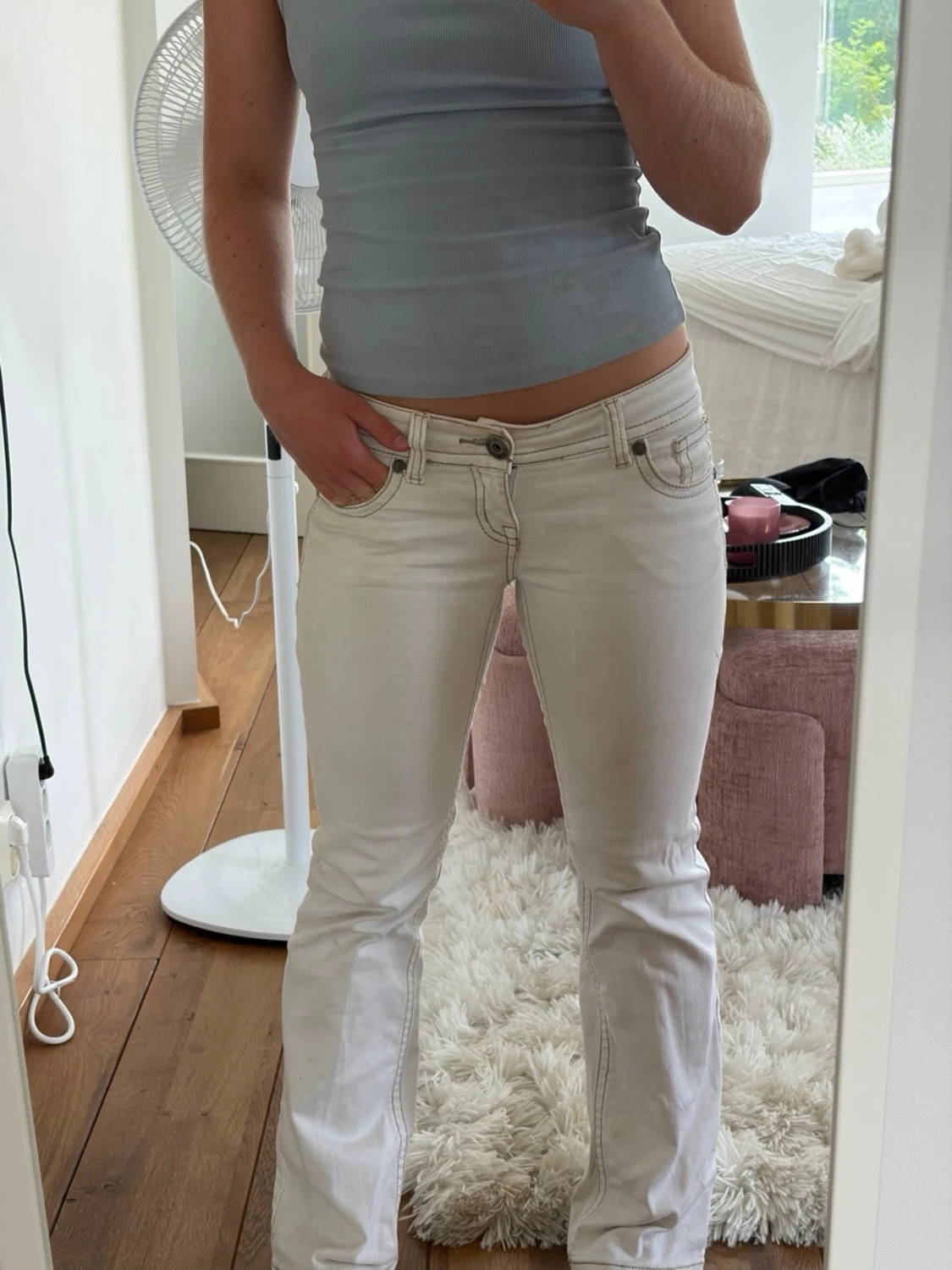 Vintage Lågmidjade bootcut jeans med fickor - 3