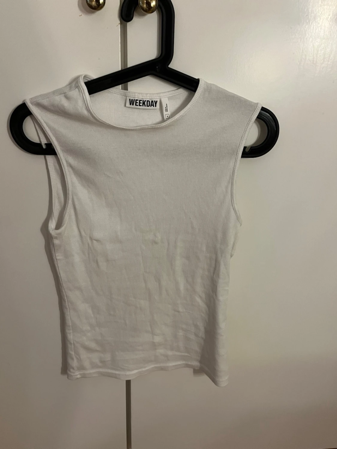 Vit ribbad ärmlös topp Weekday