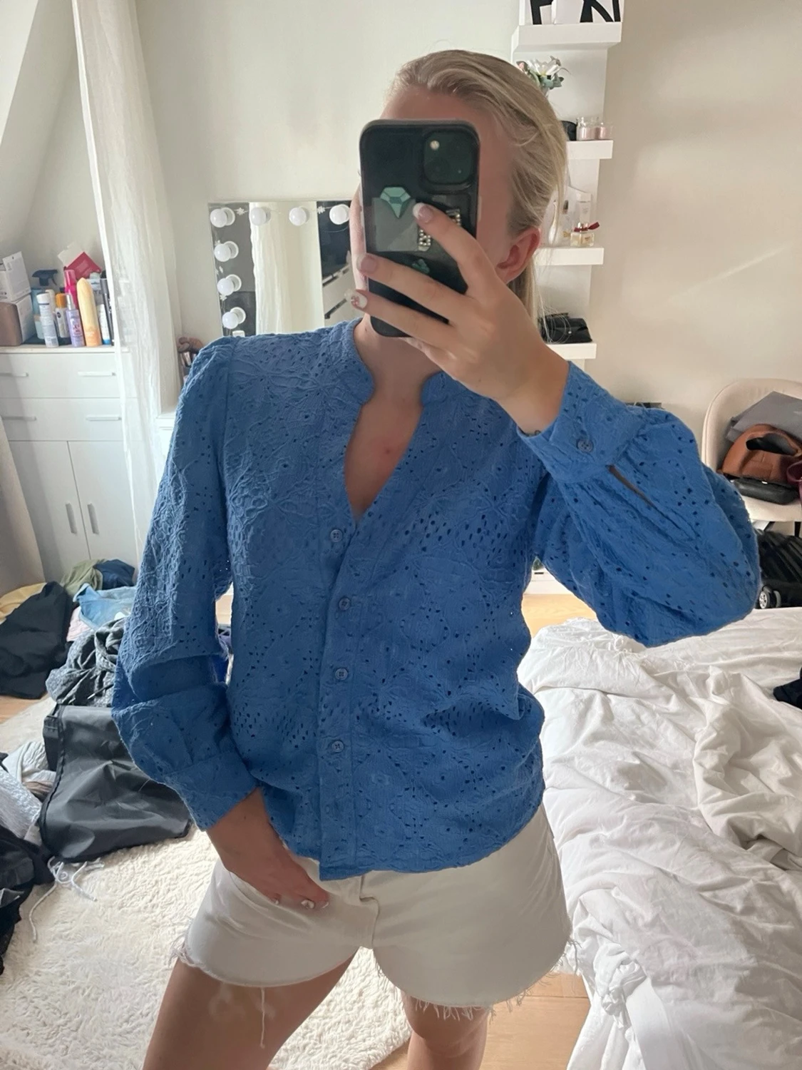 Blå spetsblus från Object