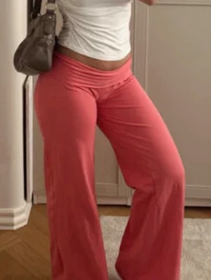 Yoga pants  - Yoga pants 