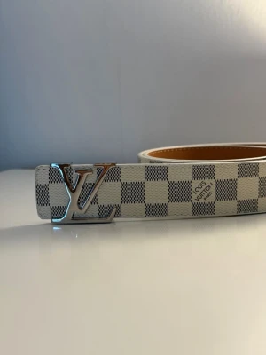Vitt bälte - 110cm