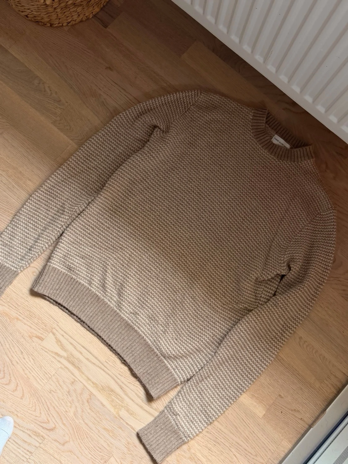 Beige stickad tröja These Glory Days