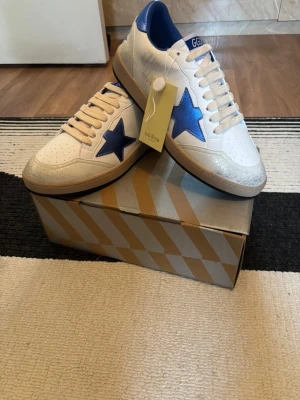 Golden goose - Helt nya storlek 43 