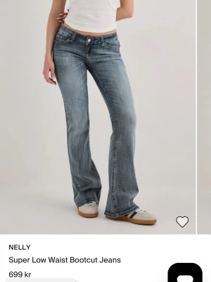 Ljusblå jeans från Nelly!💕 - Fina jeans från Nelly storlek 38/EU💕💕