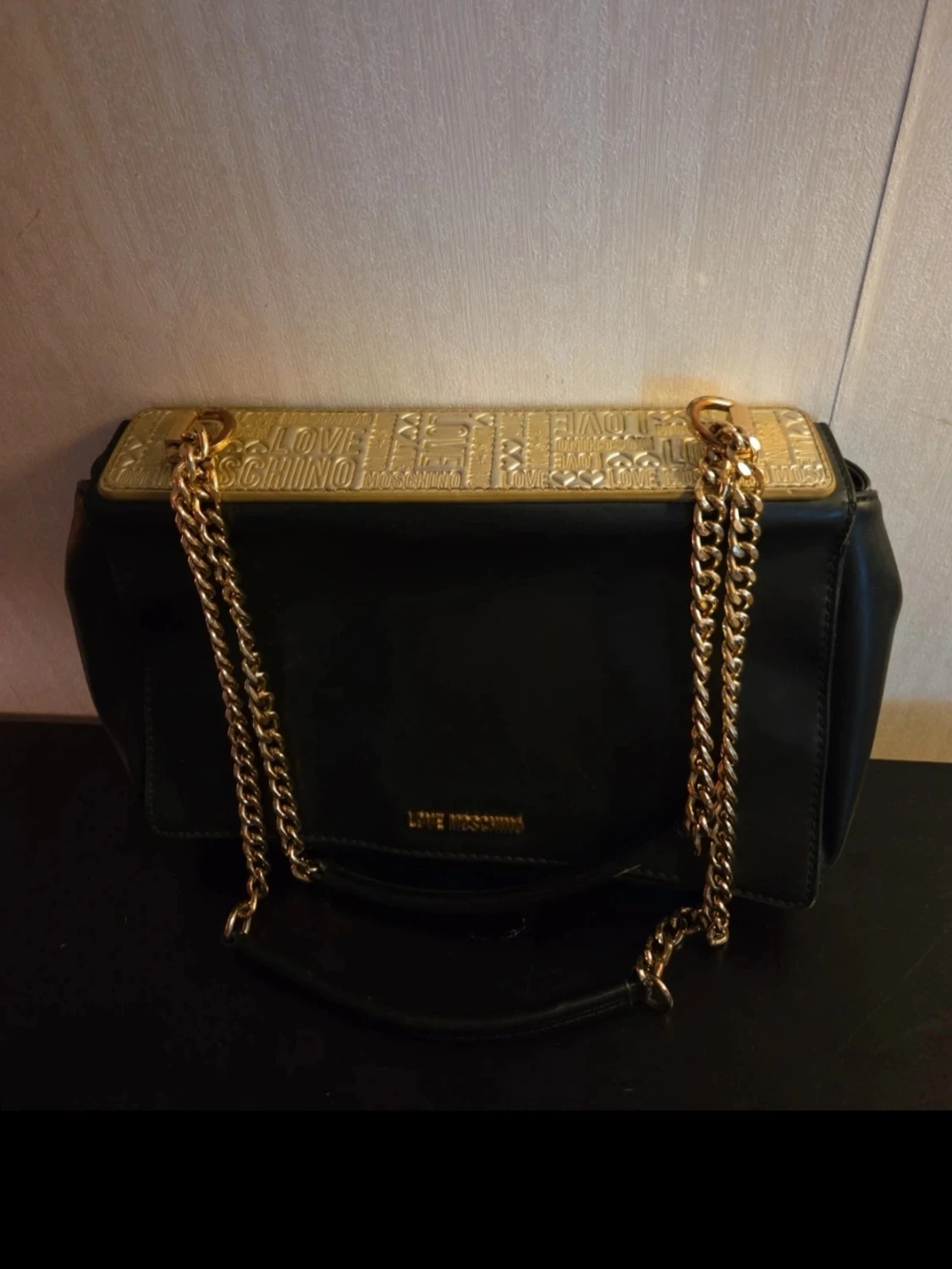 Svart axelväska från Love Moschino - 1