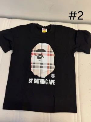 BAPE T-Shirt Svart #2 - Storlek: S, helt ny aldrig använt. Startpris: 300kr