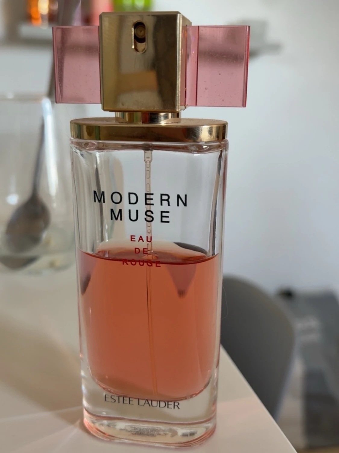Modern Muse Eau de Rouge parfym