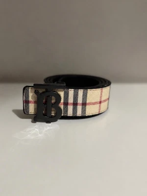 Burberry bälte - helt ny, trygg & säker frakt. spårbar. VÄLJ INSTABOX! 