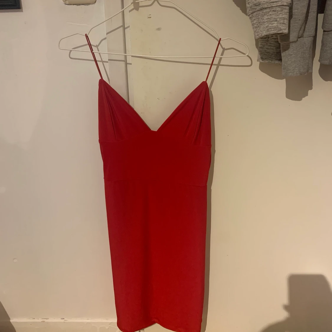 röd fest klänning  - 90