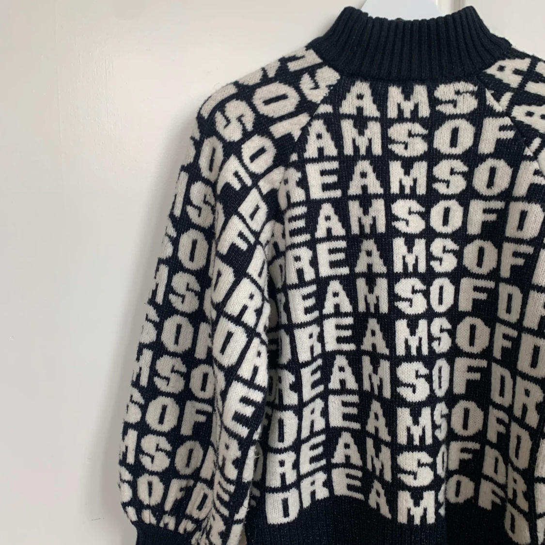 Stickad tröja från H&M