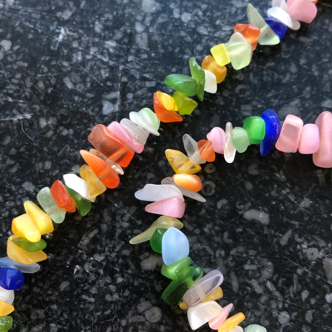 Halsband med stenar - 91