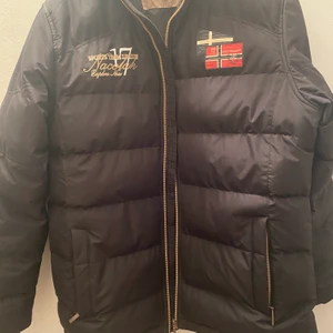 Jacka - Skriv priv för info?❤️