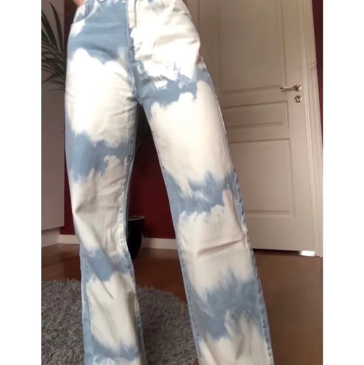 Jeans från Capricornsstudios. Aldrig använda.  Säljer pga att jag råkade köpa ett par för mycket🧚🏼💫. Jeans & Byxor.