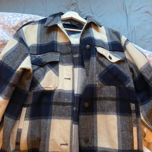 Jacka - Jacka från zara i storlek M 