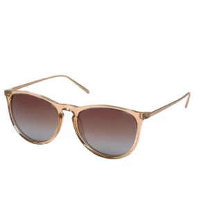 Pilgrim solglasögon  - Säljer dessa solglasögon från Pilmgrim i modellen vanille brown.💜 Köpta på Åhlens i somras men är aldrig använda! Hör av er för fler bilder mm! Nypris 399kr😁