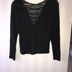 Tröja  - Fint skick 