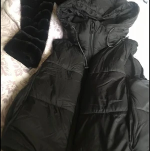 Väst - Knappt använd 