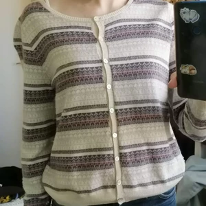 Randig kofta - Liten i storleken