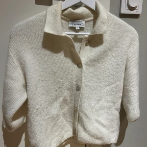 & other stories - Stickad kofta från & other stories🤍 skriv vid frågor eller fler bilder! Kram